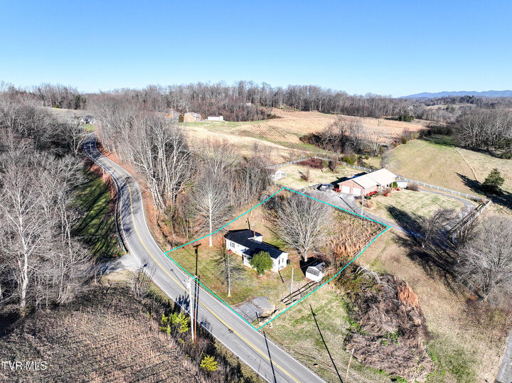 Property Photo:  2361 Old State Route 34  TN 37681 