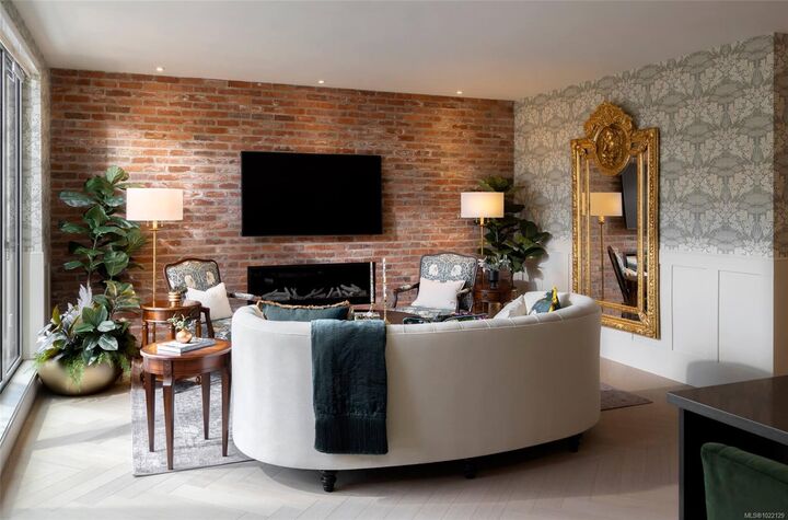 Property Photo:  427 Lampson St 504  BC V9A 0K5 