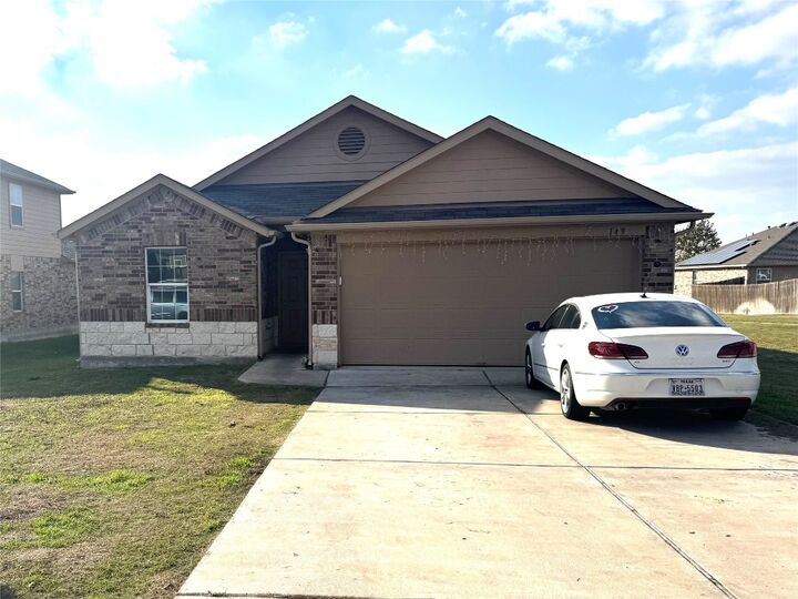Property Photo:  149 Dusky Thrush Drive  TX 78640 