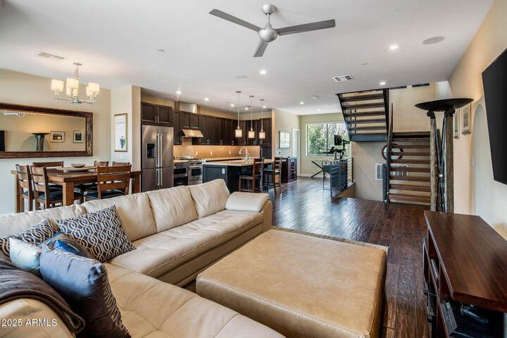 Property Photo:  6990 E 6th Street 1022  AZ 85251 