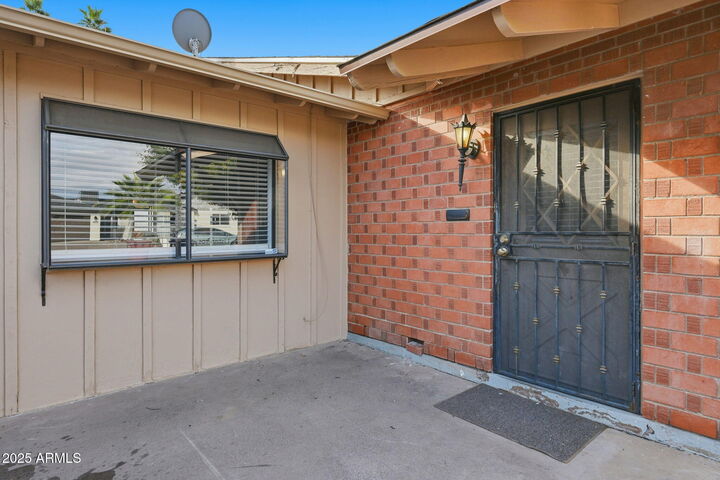 Property Photo:  8201 E Whitton Avenue  AZ 85251 