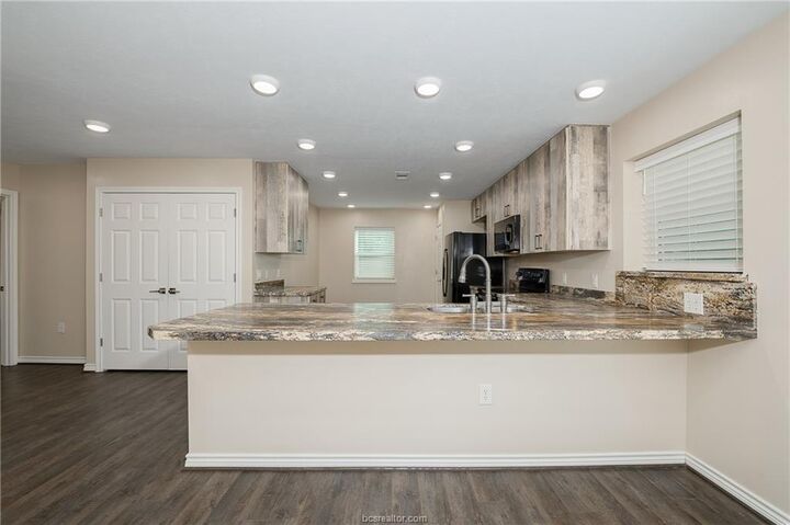 Property Photo: 11428 Debbie Lane TX 77861