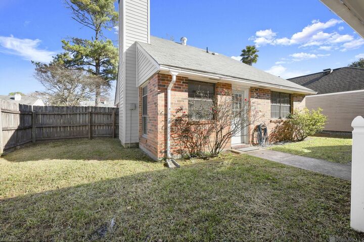 Property Photo:  12116 Mirkwood Ave  LA 70810 