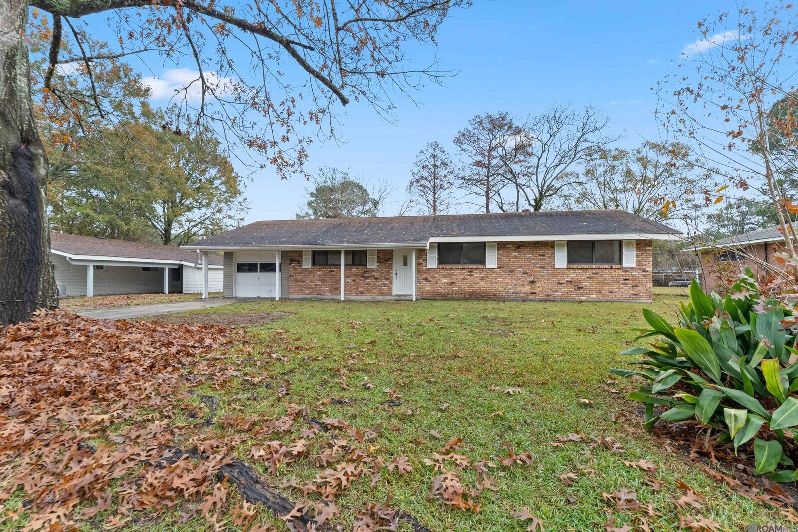 Property Photo:  2351 Sweetleaf St  LA 70816 