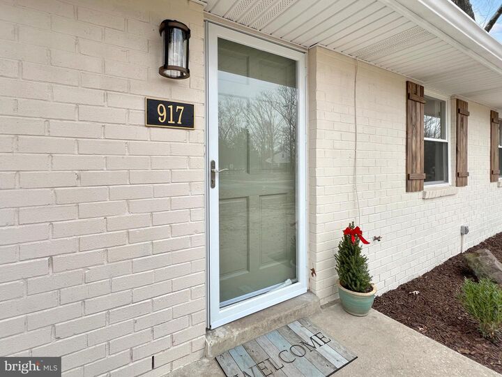 Property Photo:  917 Louis Drive  NJ 08332 