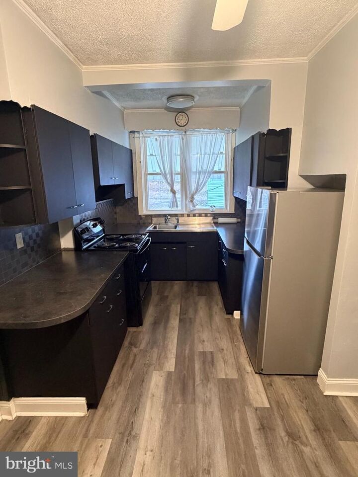 Property Photo:  166 Clymer Street  PA 19602 