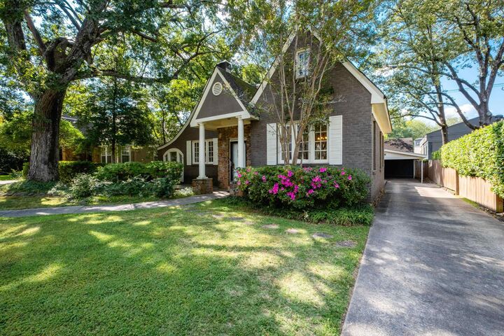 Property Photo:  1816 N Jackson Street  AR 72207 