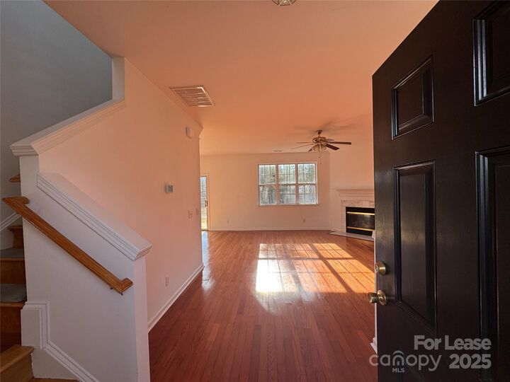 Property Photo:  9920 Forest Run Lane  NC 28277 