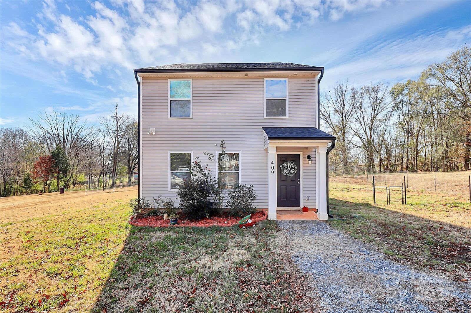 Property Photo: 409 Kickapoo Avenue NC 28056