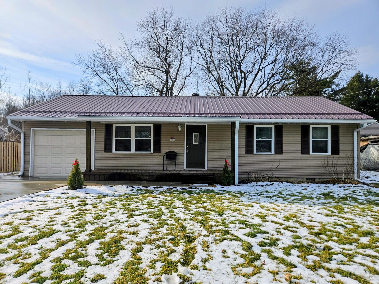 Property Photo:  2515 Mercer Drive  OH 43302 