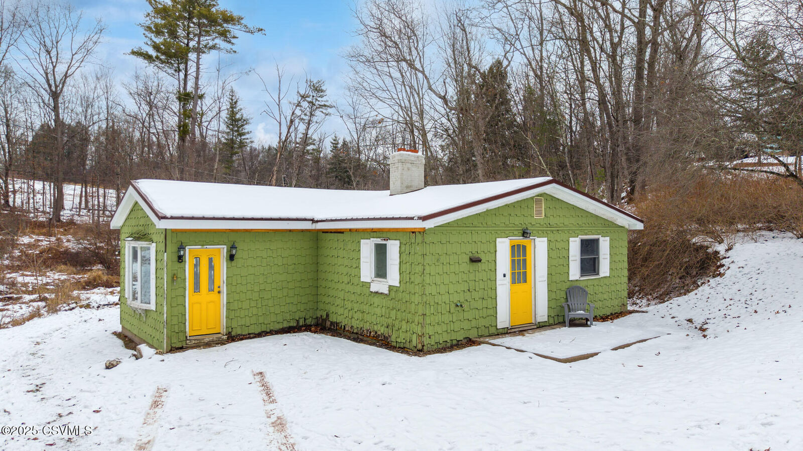 Property Photo:  742 Chestnut Road  PA 17846 