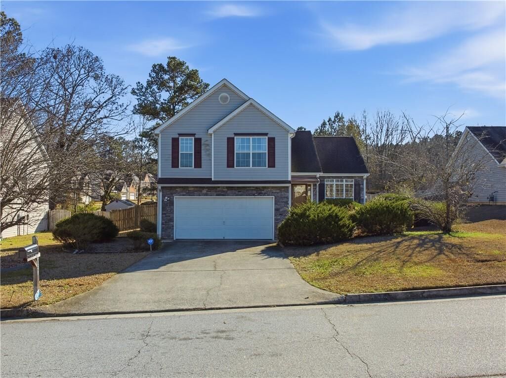 Property Photo: 986 Wynnbrook Lane GA 30238