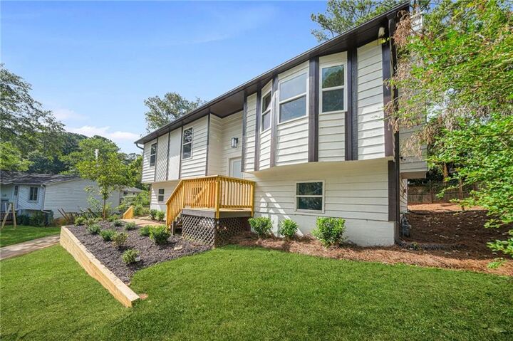 Property Photo:  5242 Cindy Way  GA 30083 