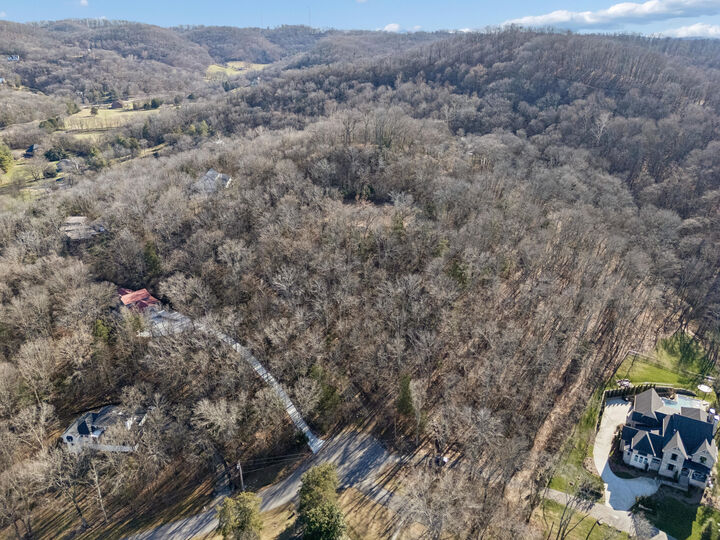 Property Photo: 6450 Log Cabin Trail TN 37027