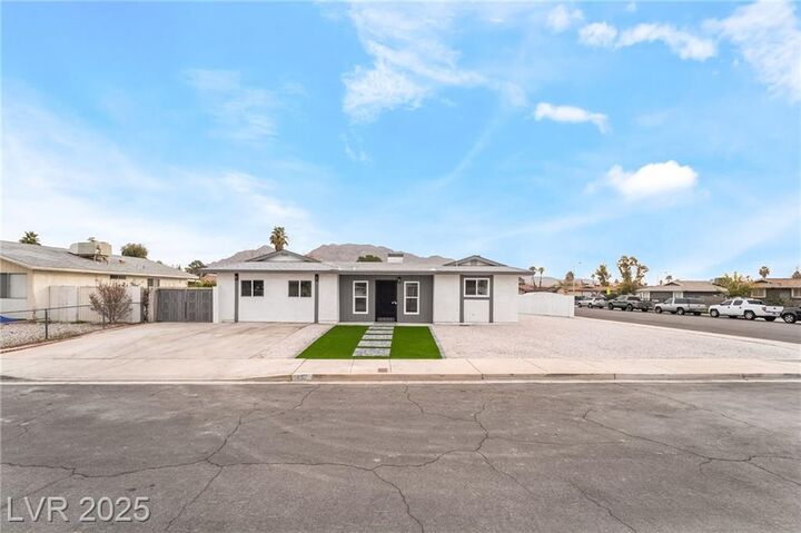 Property Photo:  652 Red Lake Way  NV 89110 