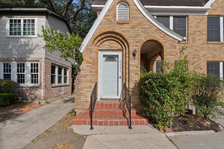 Property Photo:  4337 Jefferson Street 2  TX 77023 