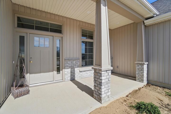 Property Photo:  10620 Chestnut Creek Boulevard  IN 46814 