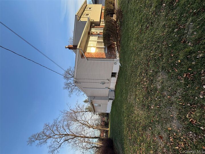 Property Photo:  12 Stratford Place  NY 10956 