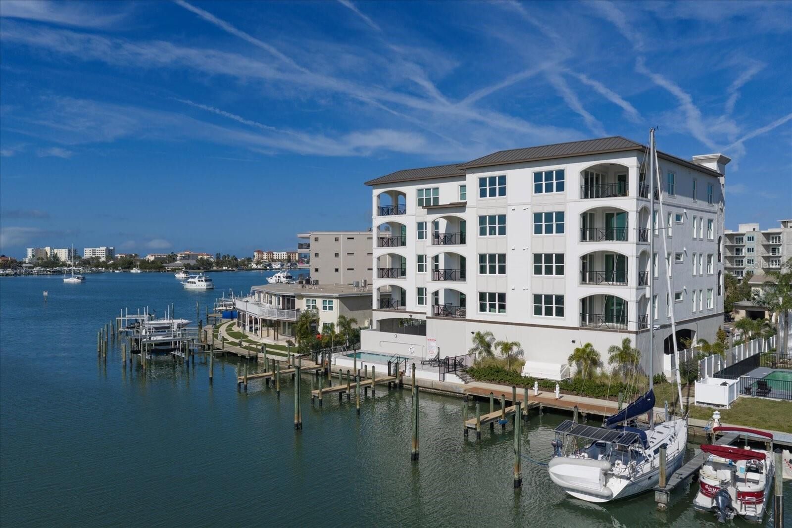 Property Photo: 211 Dolphin Point 403 FL 33767