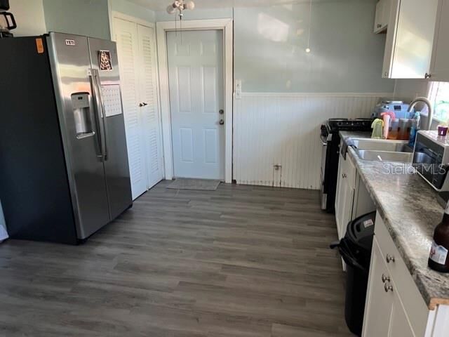 Property Photo:  340 Pierce Avenue  FL 32114 