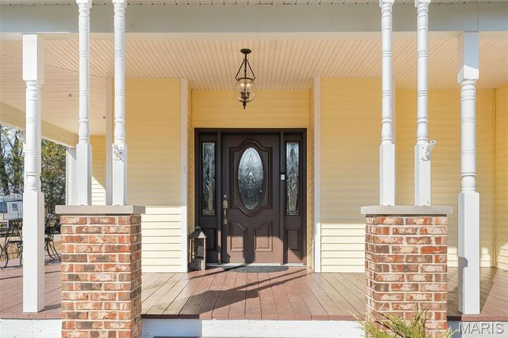 Property Photo:  330 Stonehenge Drive  MO 63090 