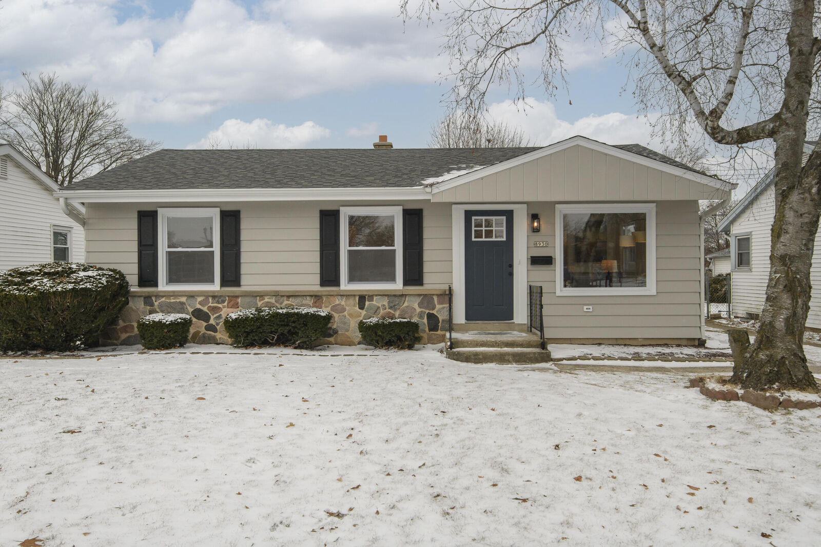 Property Photo:  8930 W Lawrence Ave  WI 53225 