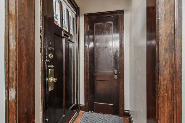 Property Photo: 1615 S 20th Avenue IL 60153