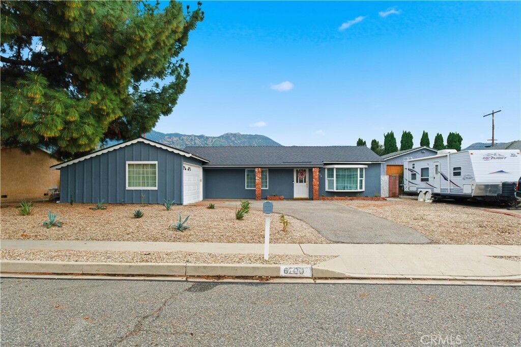 Property Photo:  6290 Cynthia  CA 93063 