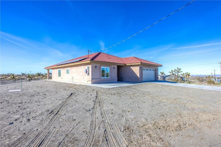 Property Photo: 11788 Buckwheat CA 92371