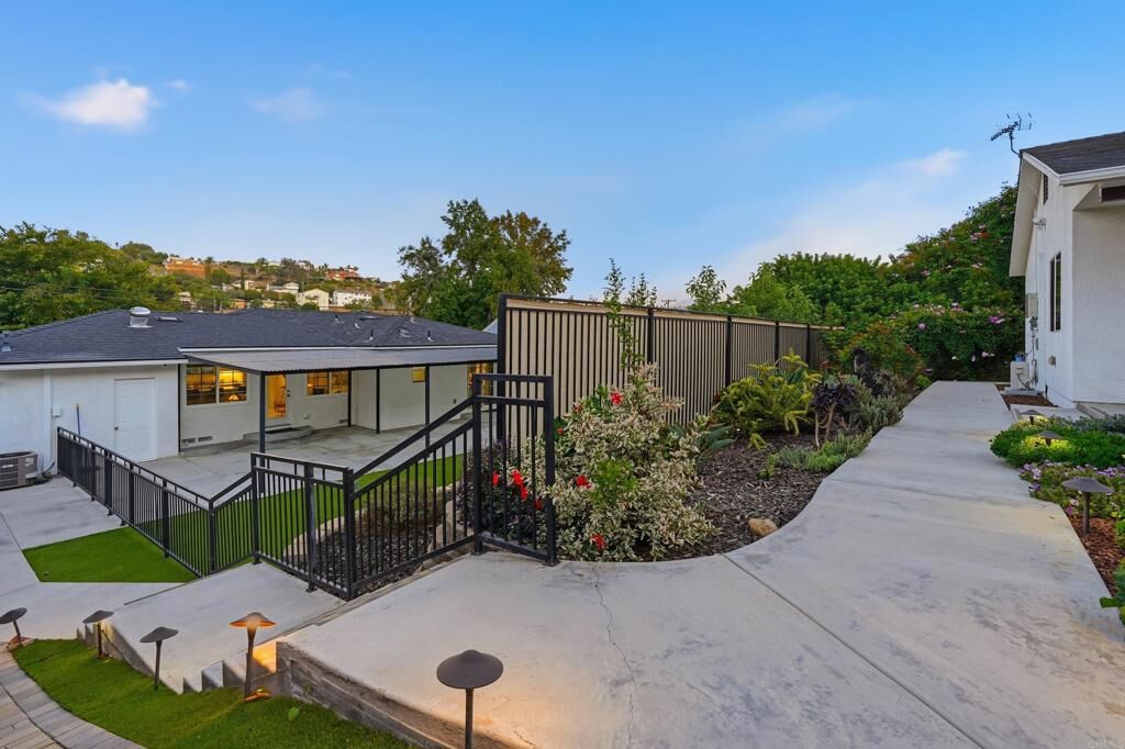 Property Photo:  3372 Par Drive  CA 91941 