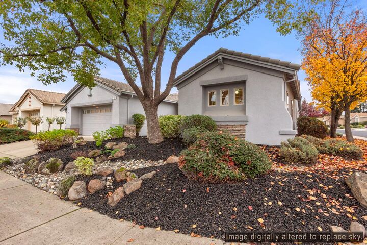 Property Photo:  601 Canyon Oak Lane  CA 95648 