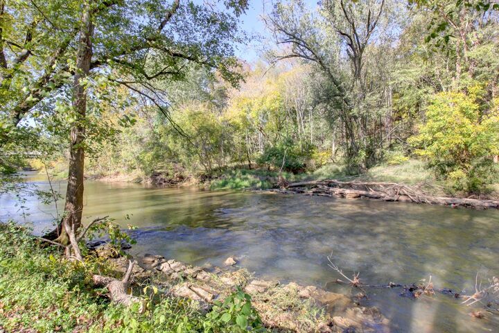 Property Photo:  1707 Broadripple Dr  TN 37042 