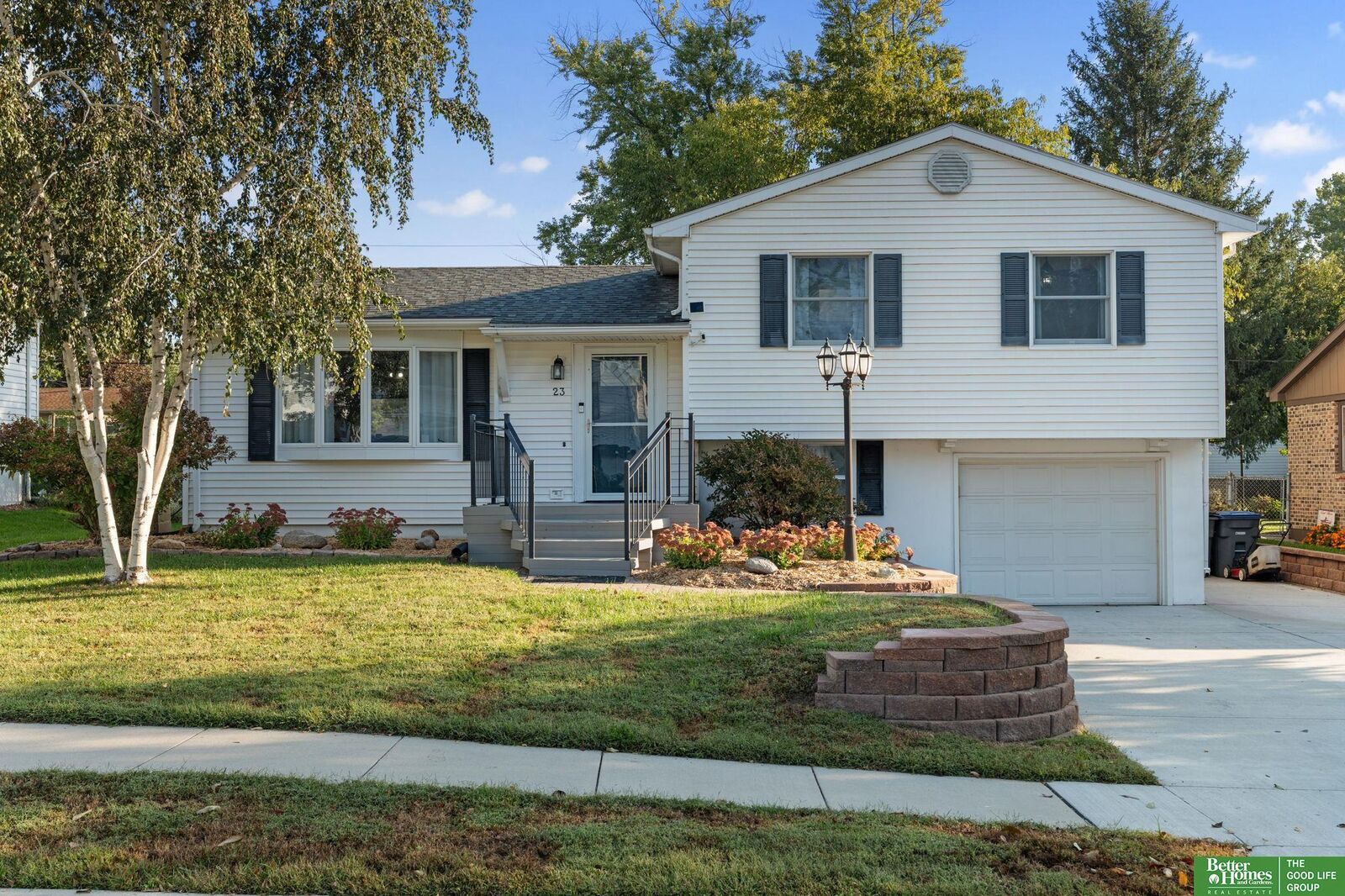 Property Photo: 23 Wenwood Circle IA 51503