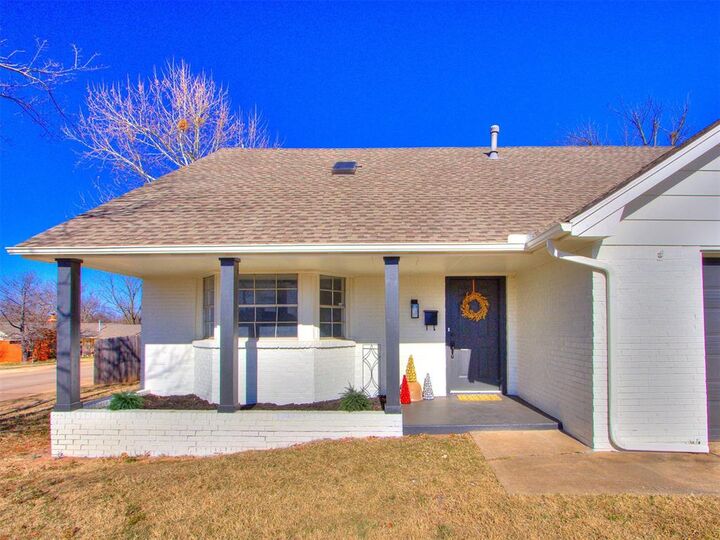 Property Photo: 301 Wichita Drive OK 73071