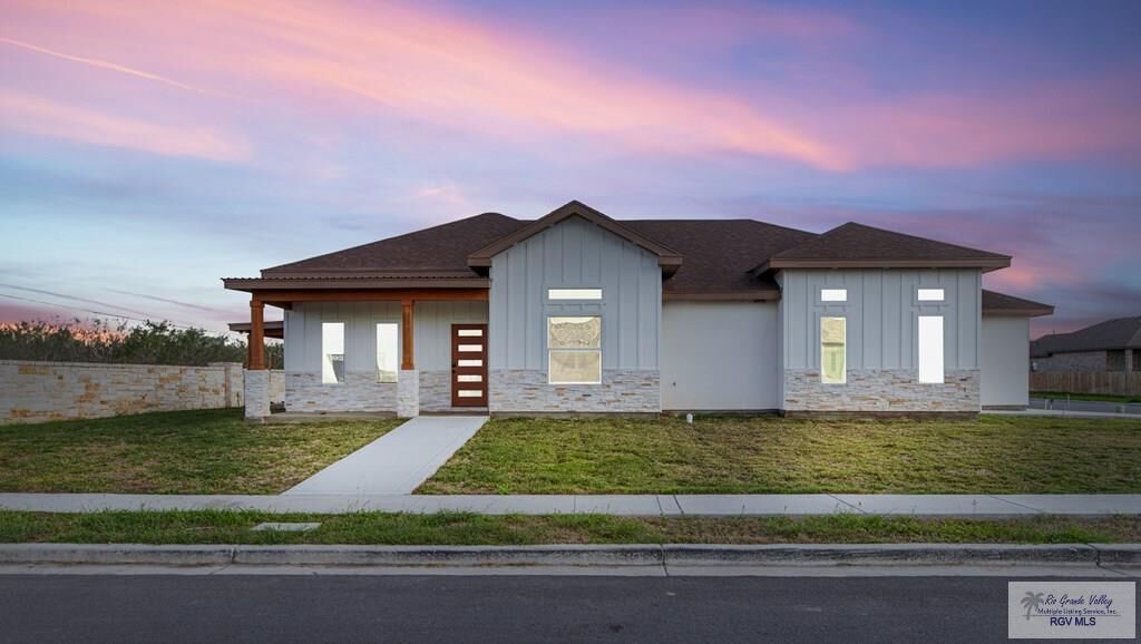 Property Photo: 1272 Bridle Way TX 78586