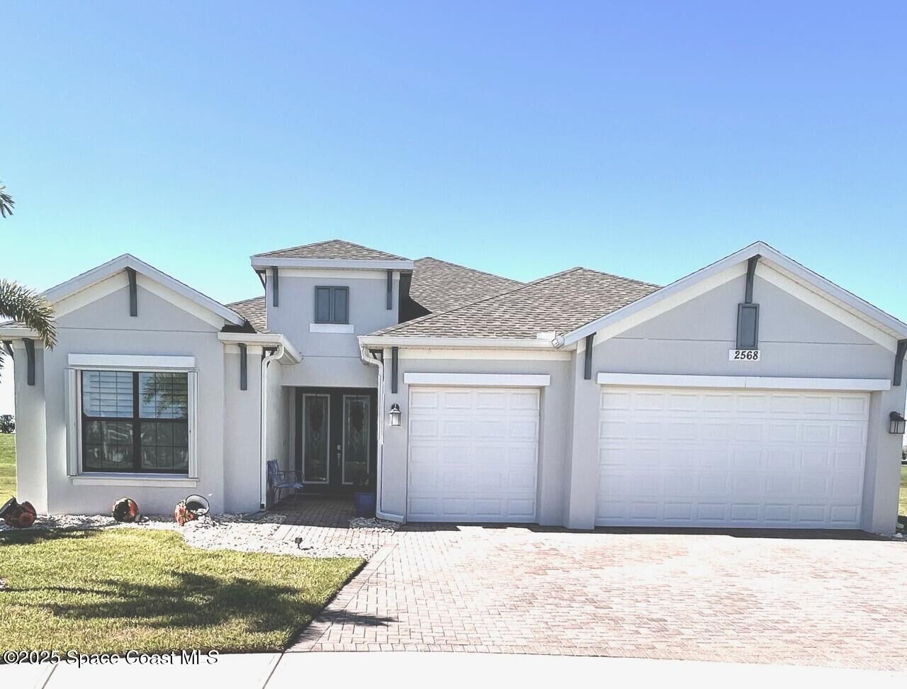 Property Photo: 2568 Millennium Circle FL 32940