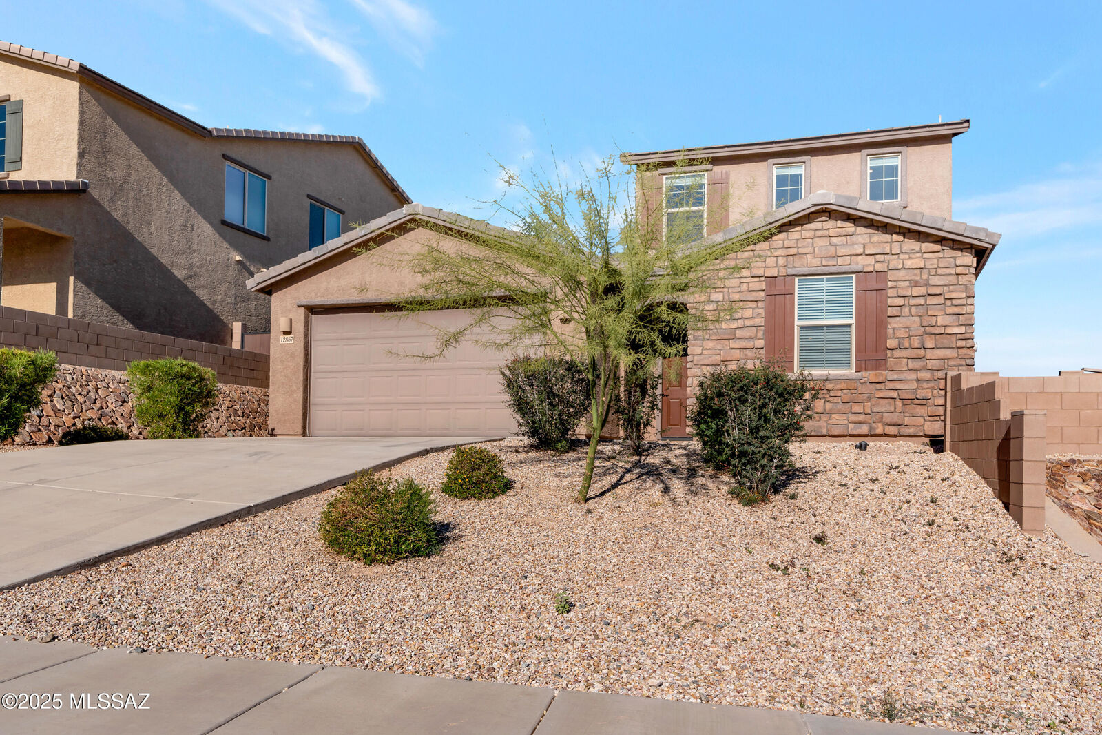 Property Photo:  12867 E Pantano View Drive  AZ 85641 