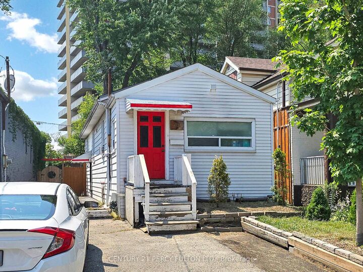 Photo de la propriété:  48 St Dunstan Drive  ON M1L 2V5 