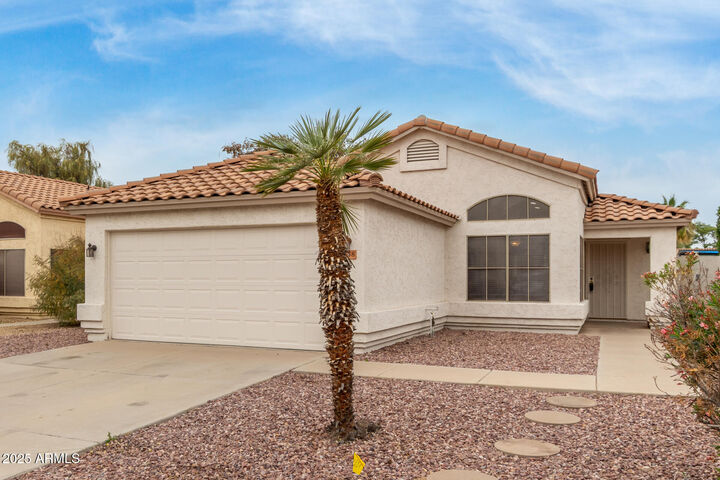 Property Photo:  1158 W Swan Drive  AZ 85286 