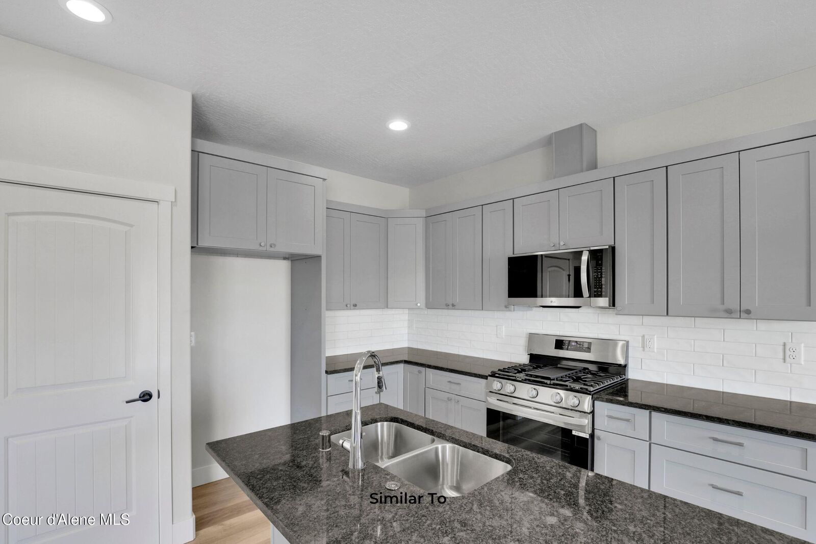 Property Photo:  615 N Creative Way (Lot 18)  ID 83854 