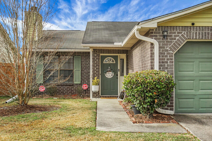 Property Photo:  827 Winthrop Street # A  SC 29456 