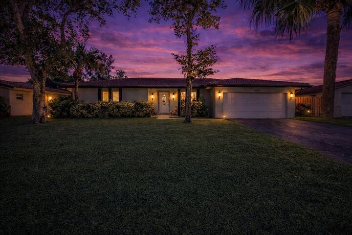 Property Photo: 10775 NW 40th St FL 33065