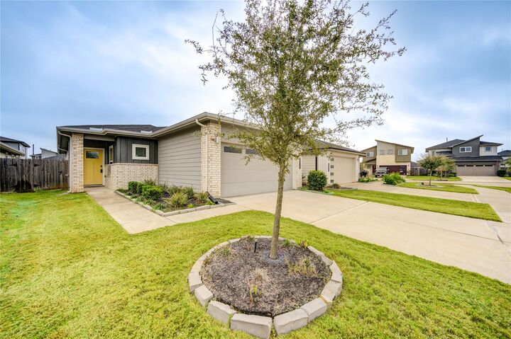 Property Photo:  12525 Abbey House Court  TX 77047 