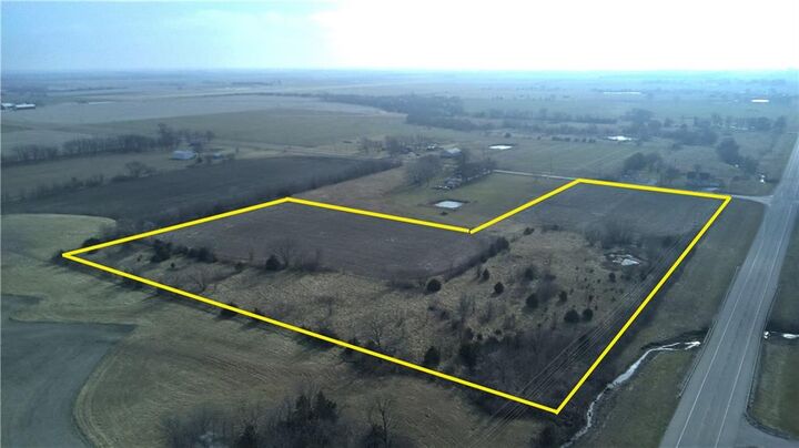 Property Photo: 2709 Rock Creek Road KS 66067