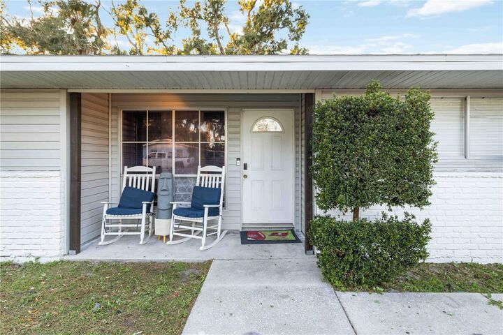 Property Photo: 2508 18th Street E FL 34208