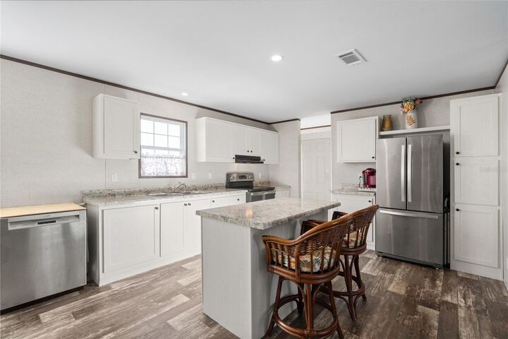 Property Photo:  224 Wolverine Avenue  FL 34287 