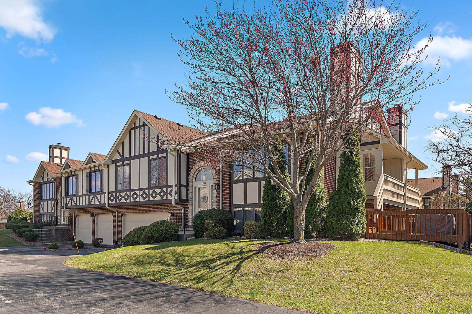 Property Photo: 17565 Windsor Parkway IL 60487