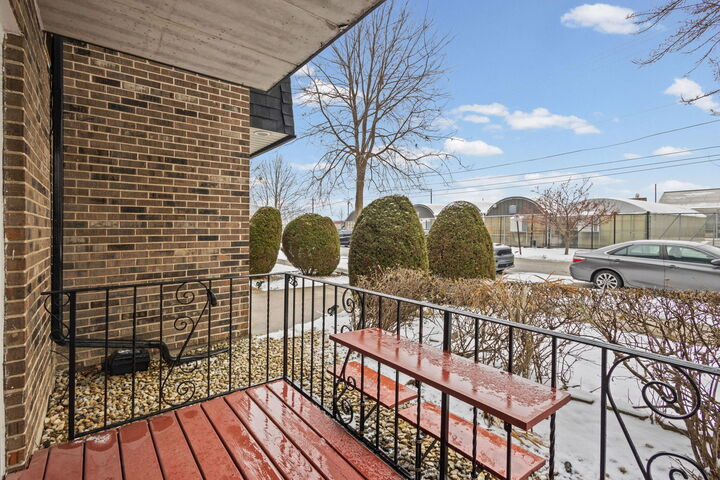 Property Photo:  10831 S Keating Avenue 1nw  IL 60453 