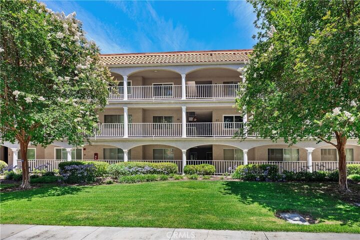 Property Photo:  4025 Calle Sonora Este 2C  CA 92637 