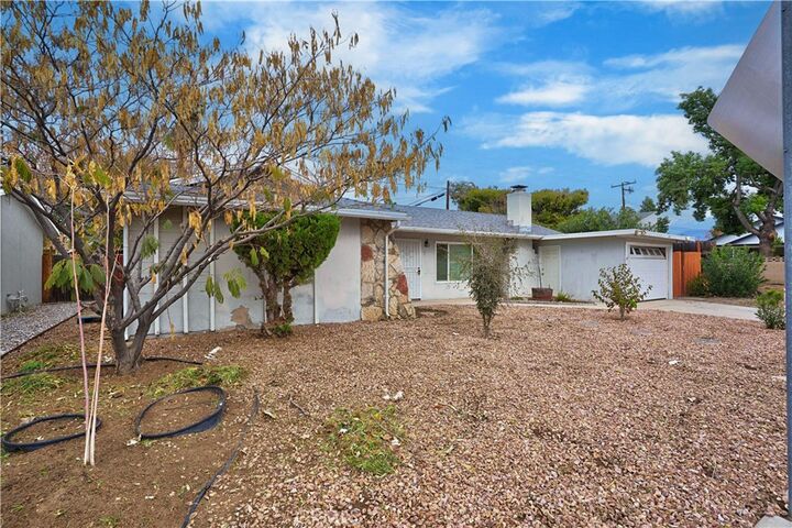 Property Photo:  690 Barber  CA 92543 
